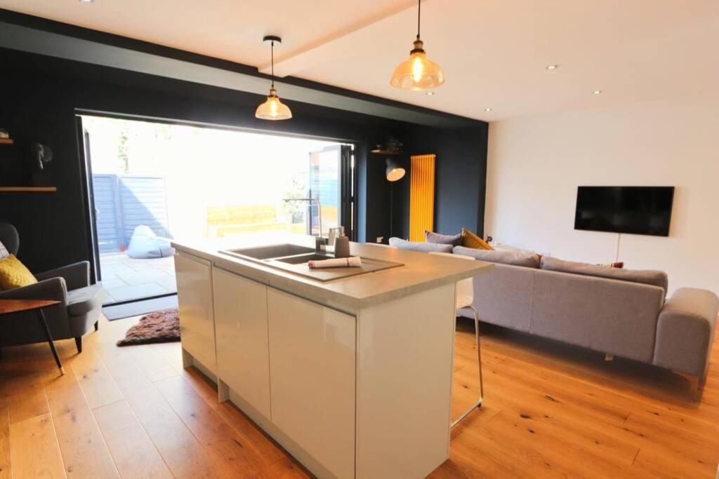 Hotwells Modern Mews Villa Bristol Exterior photo